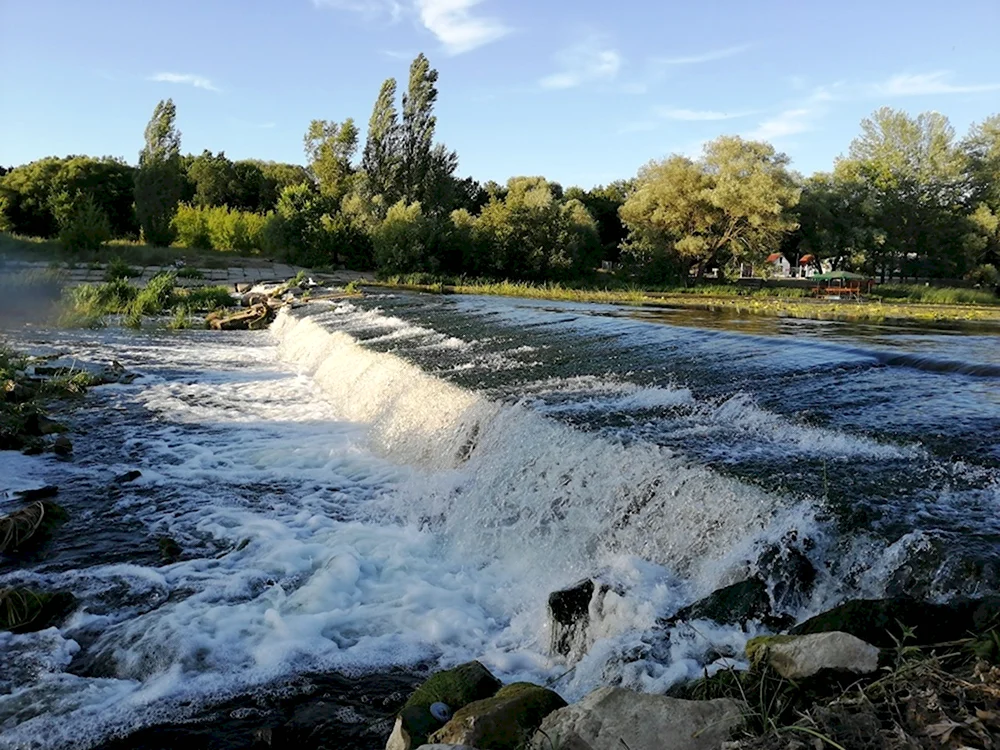 Барановский водопад Курск