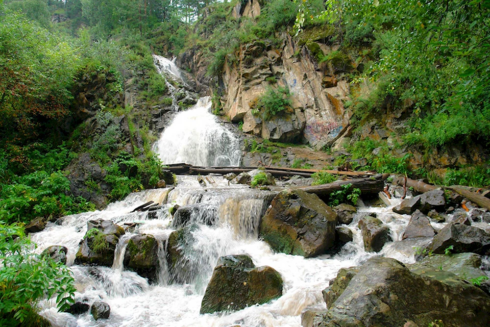 Камышлинский.водопад Алтай
