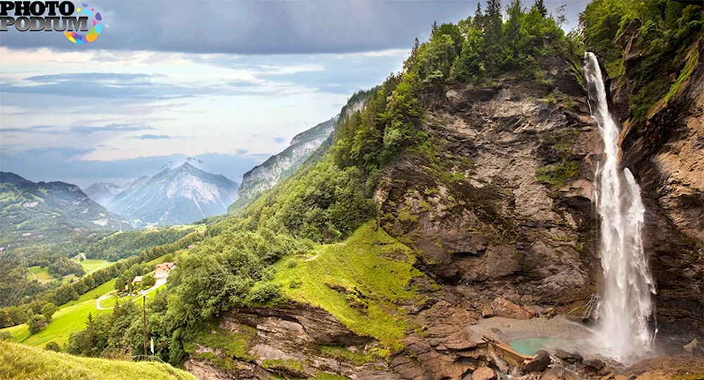 Рейхенбахский водопад Швейцария