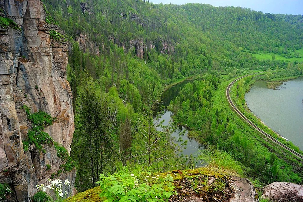 Розовые скалы Белорецкий район