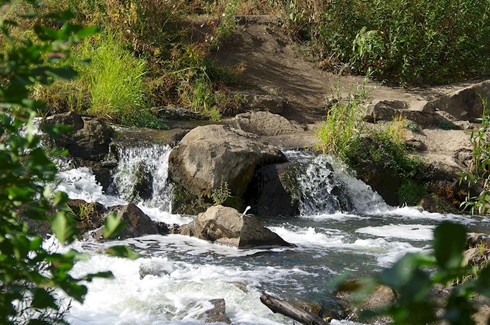 Водопад Чардымские камни Саратов
