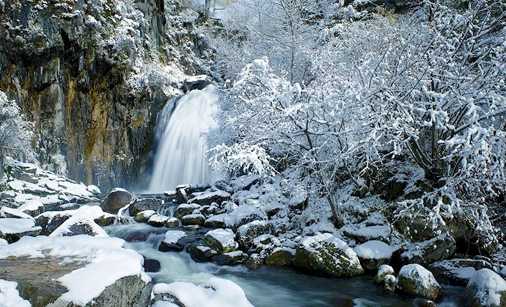 Водопад Корбу Алтай