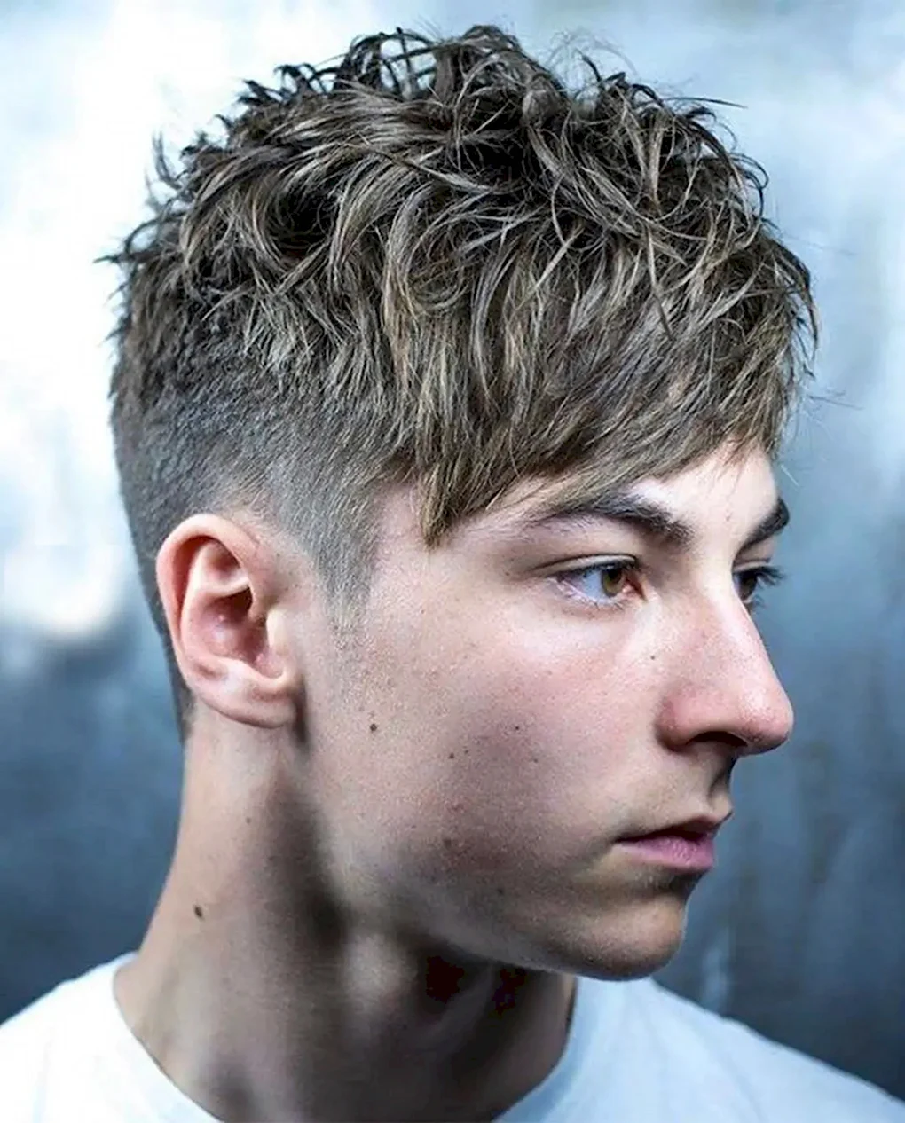 Angular Fringe стрижка мужская