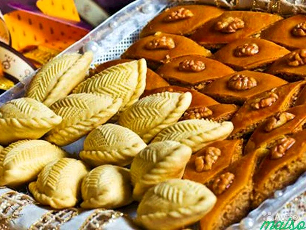 Азербайджанская кухня Шакер бура