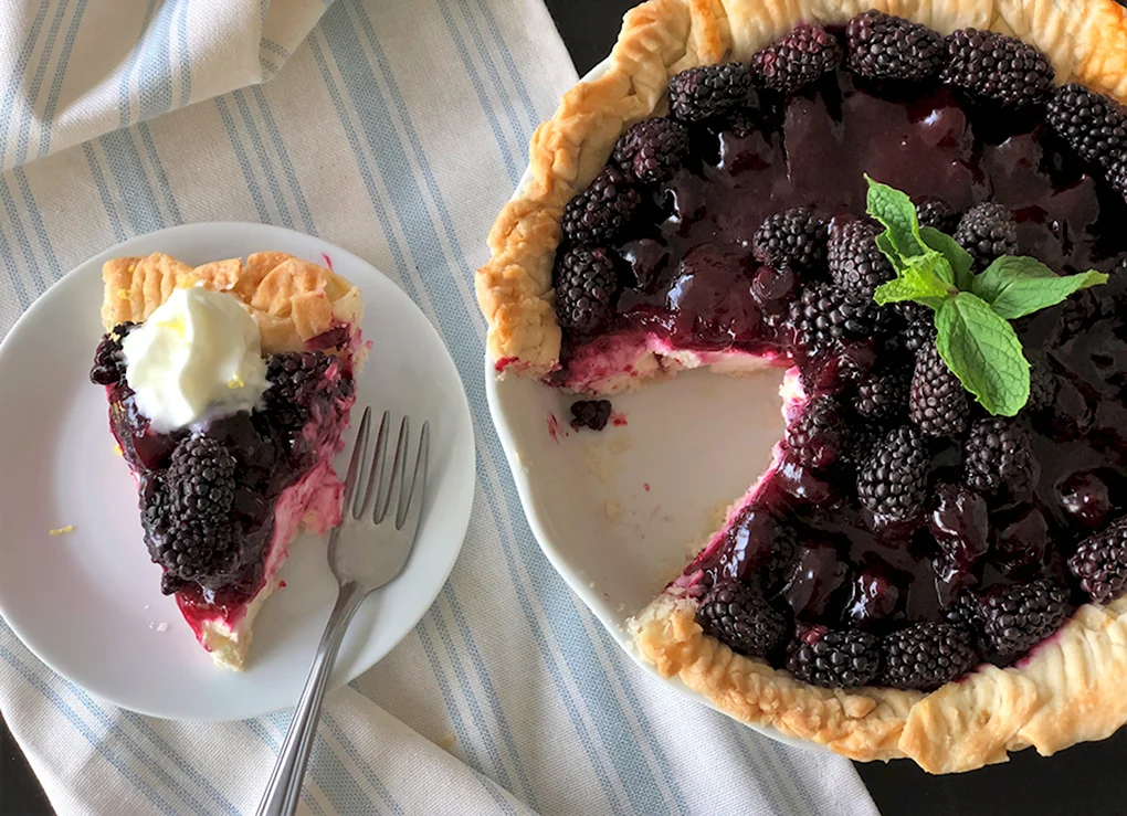 BLACKBERRY pie