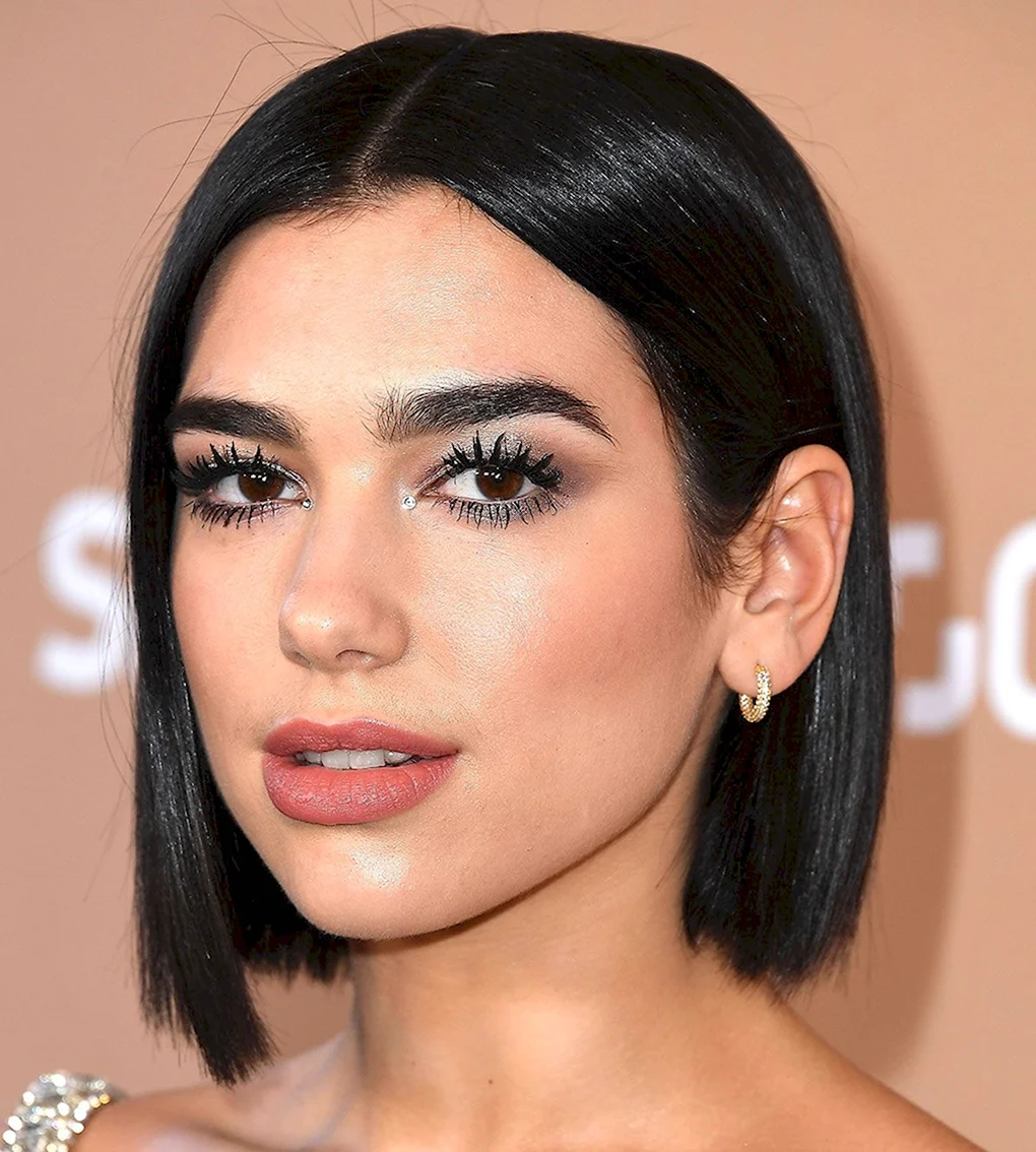 Dua Lipa каре