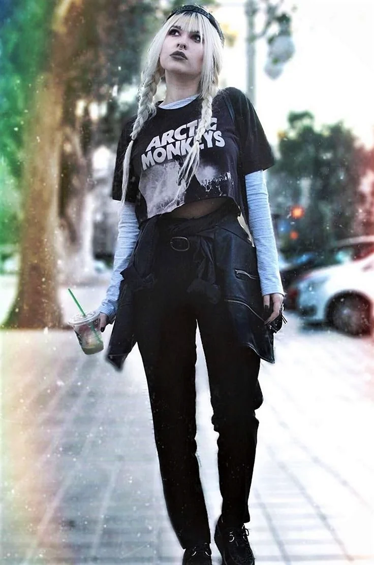 Goth outfit Грандж 2021