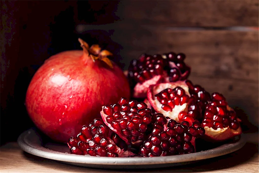 Гранат Pomegranate