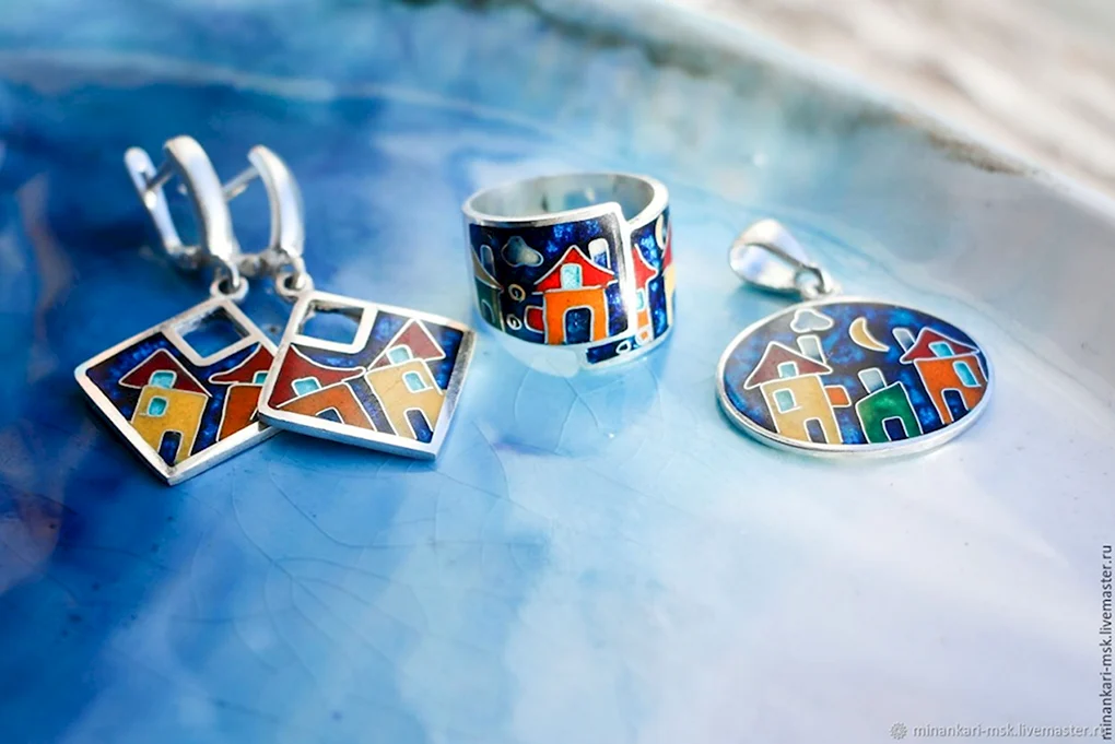 Грузинская ювелирная эмаль минанкари