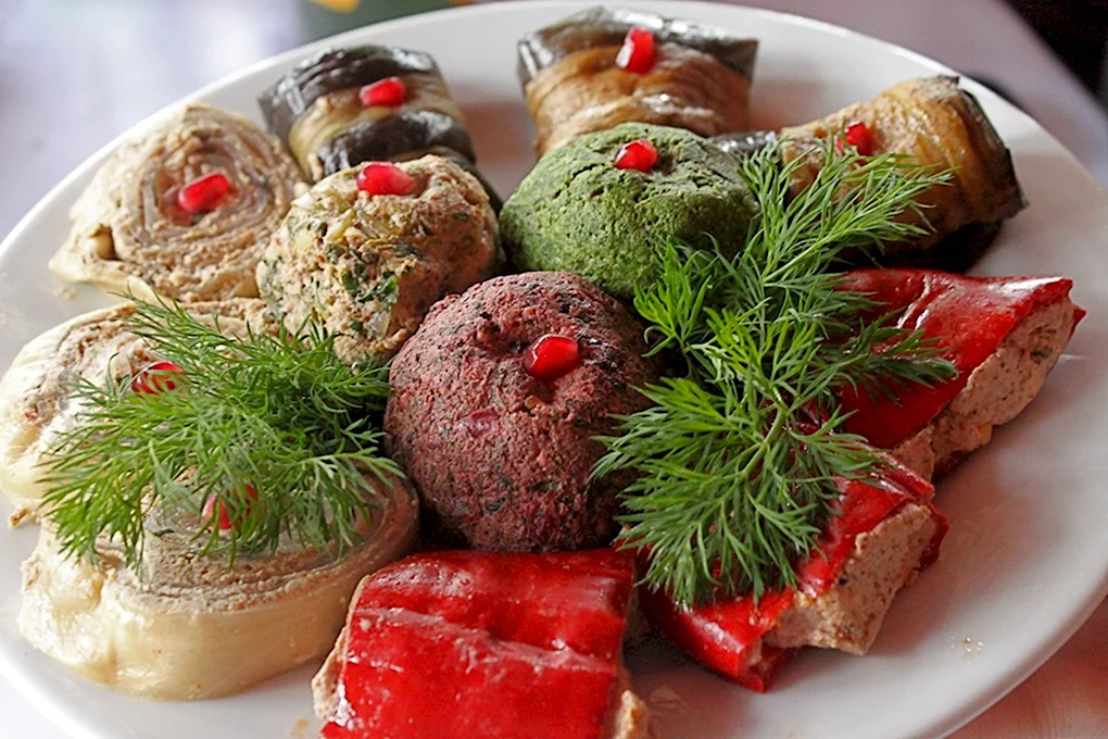 Грузинская закуска пхали
