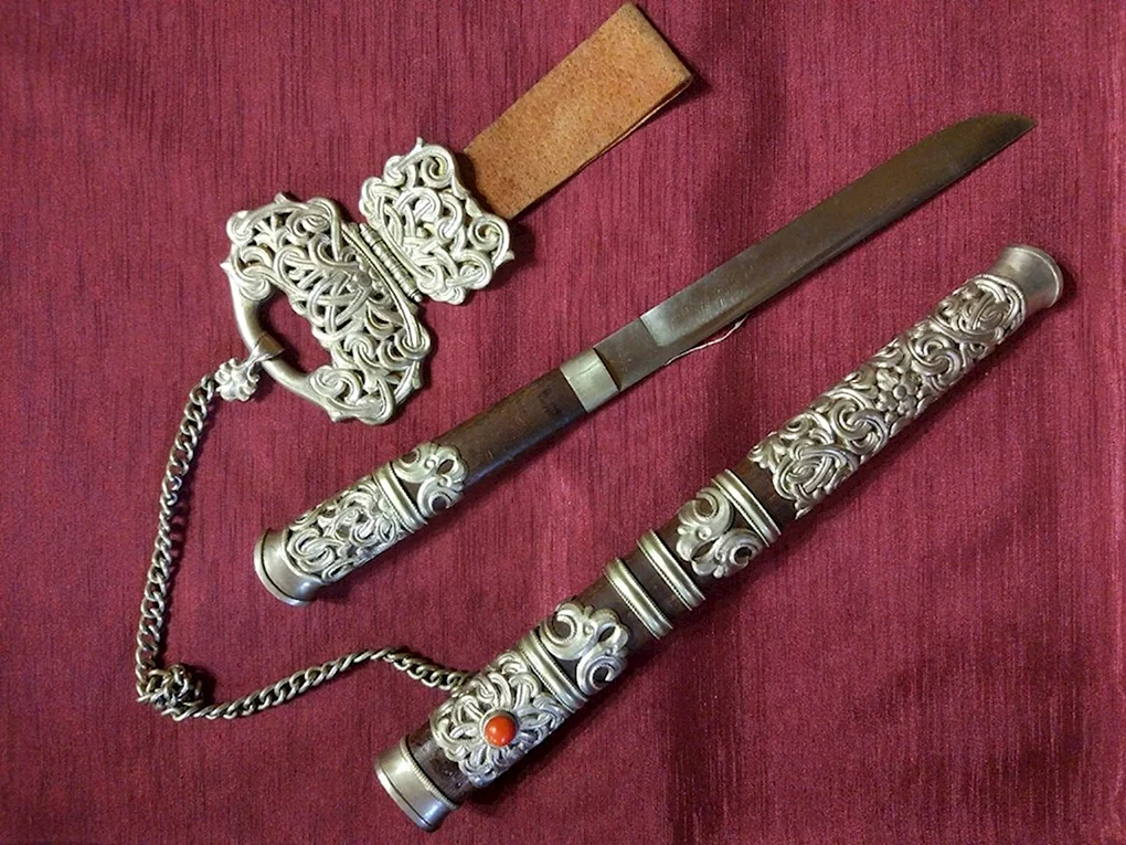Ювелирные украшения бурят