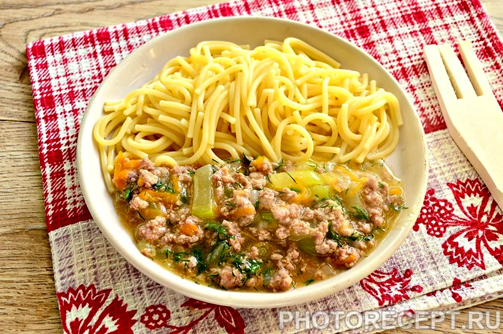 Макарошки с гуляшем