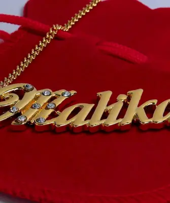 Малика имя