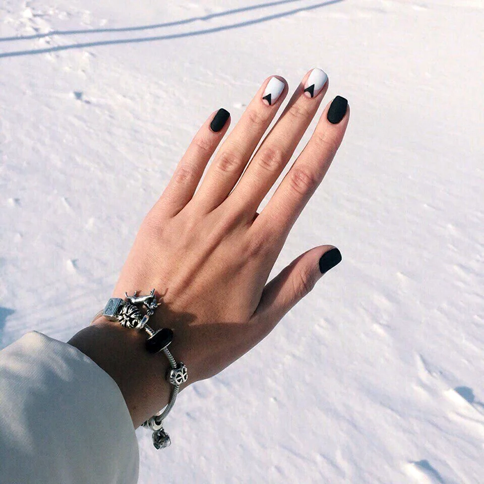Маникюр длинные