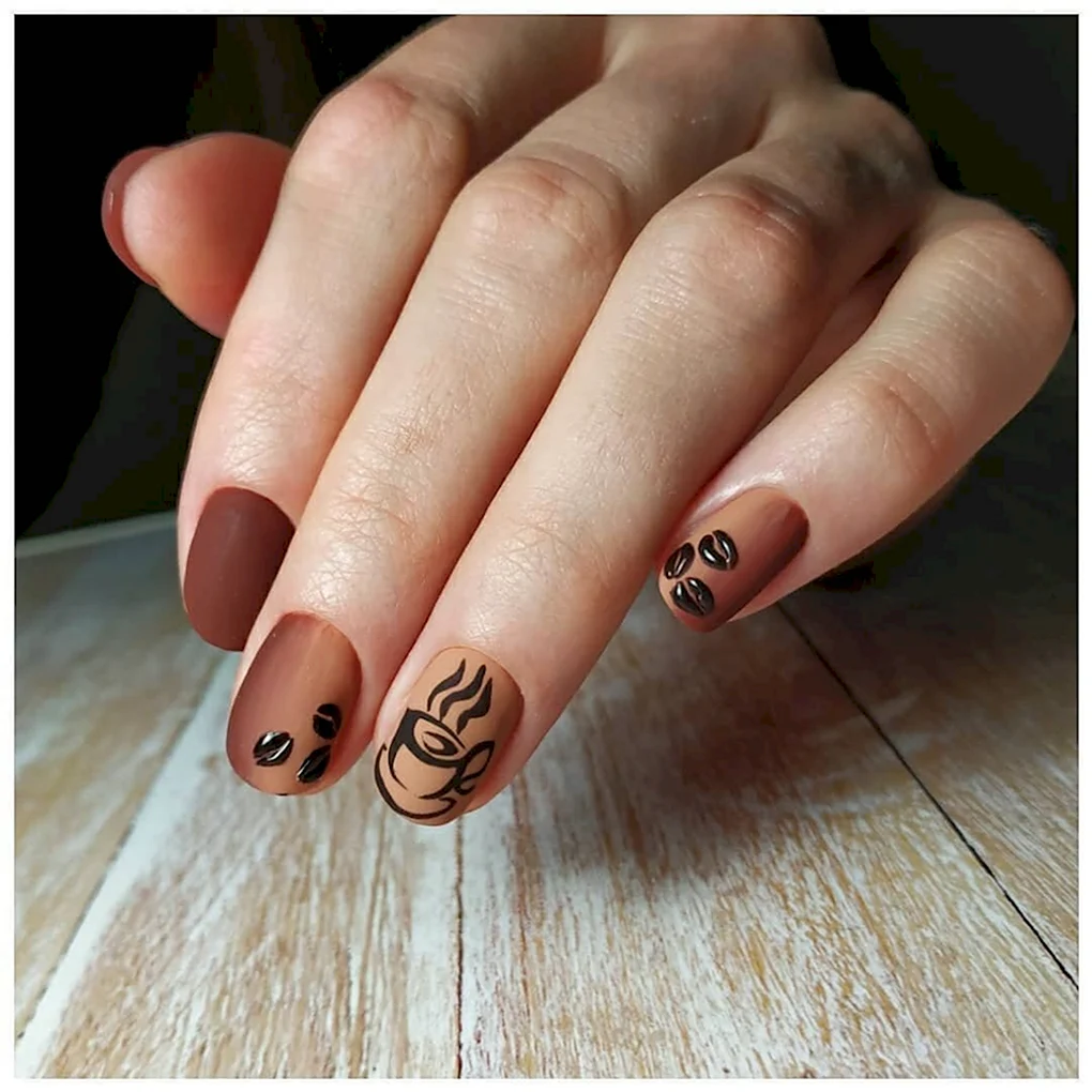 Маникюр кофе