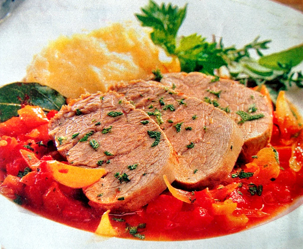 Мясо отварное с гарниром