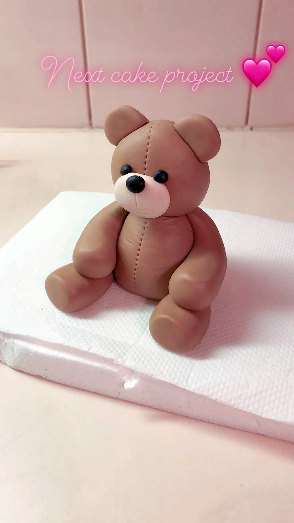 Мишка из мастики