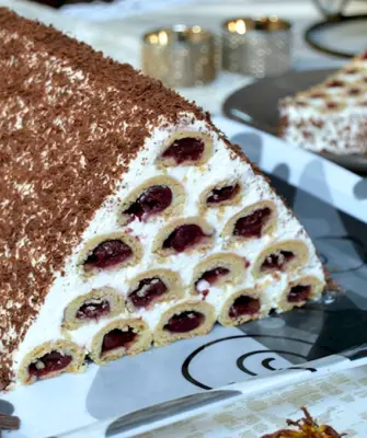 Молдавский торт шапка Гугуцэ