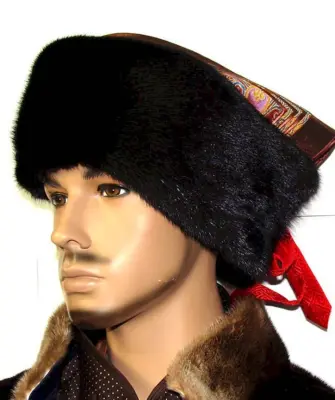 Монгольская меховая шапка