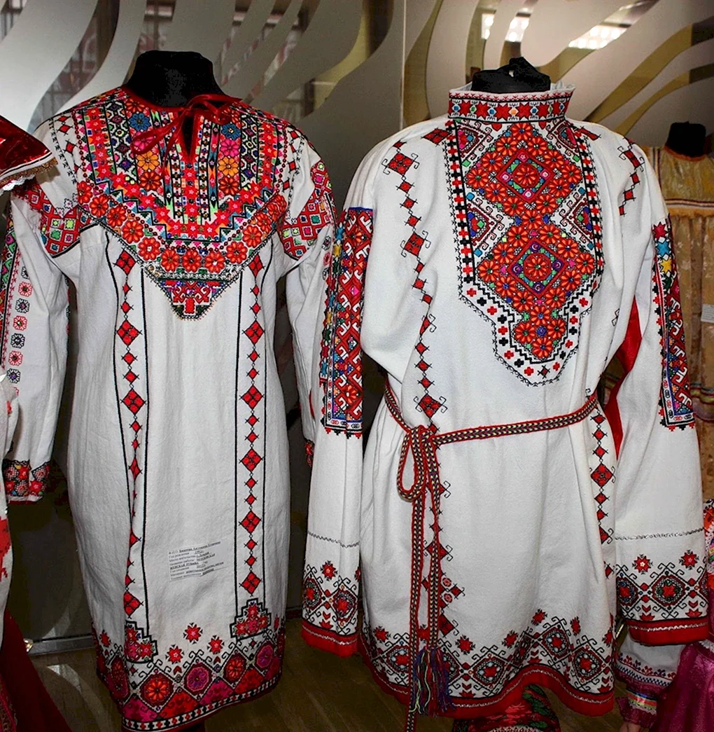Мордовские национальные костюмы Мокшанские
