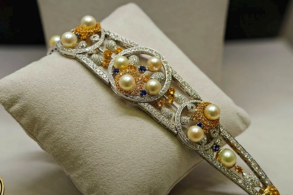 Mouawad 1001 Nights Diamond Purse