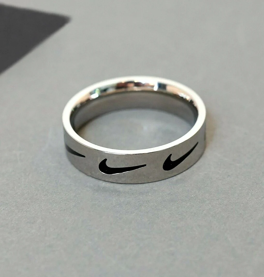 Nike Ring