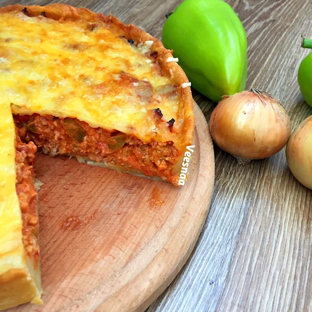 Пирог с мясом и картошкой
