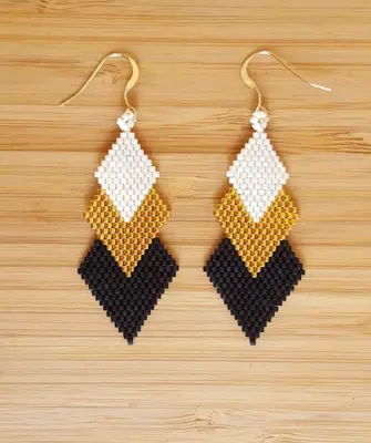 Серьги из бисера Миюки