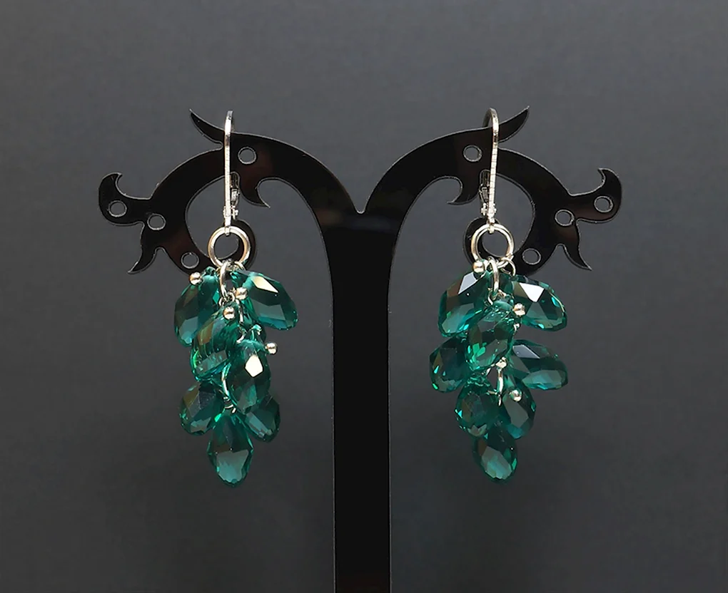 Серьги из стекла