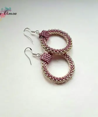 Серьги Колечки из бисера