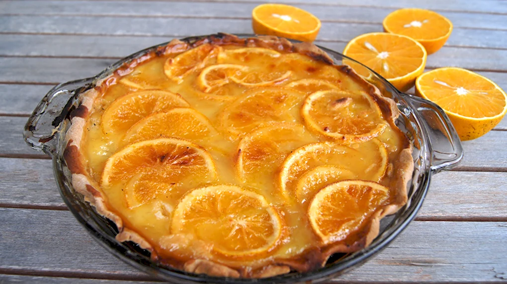 Шарлотка с апельсинами