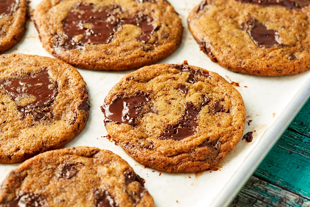 The best Chewy Chocolate Chip cookies