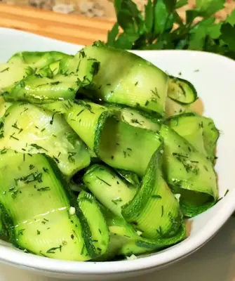 Цукини слайсами