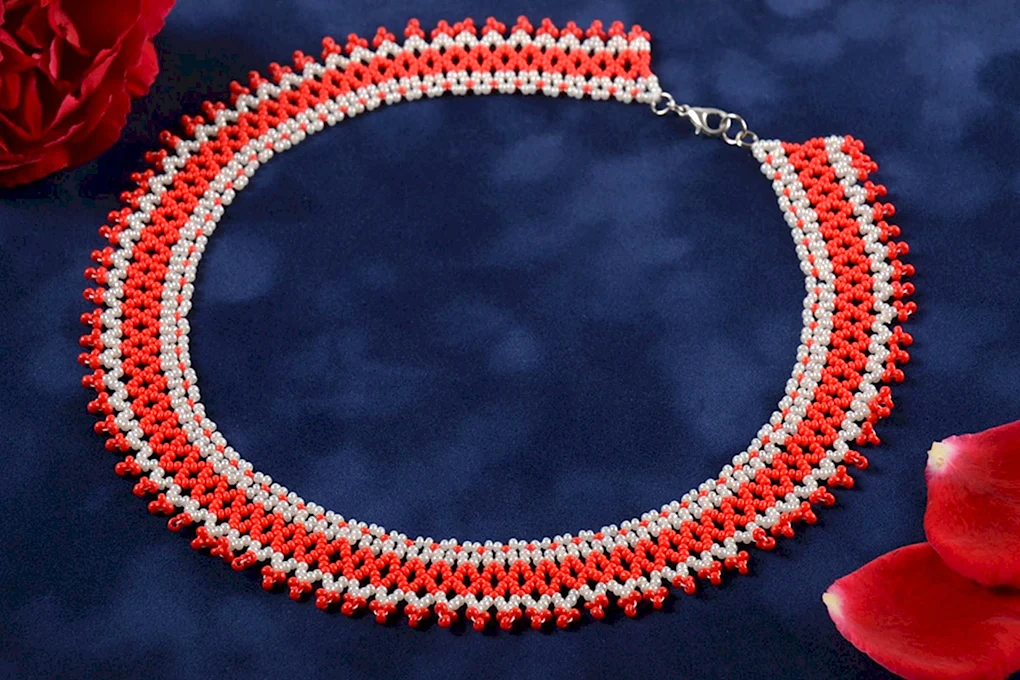 Украшения из бисера