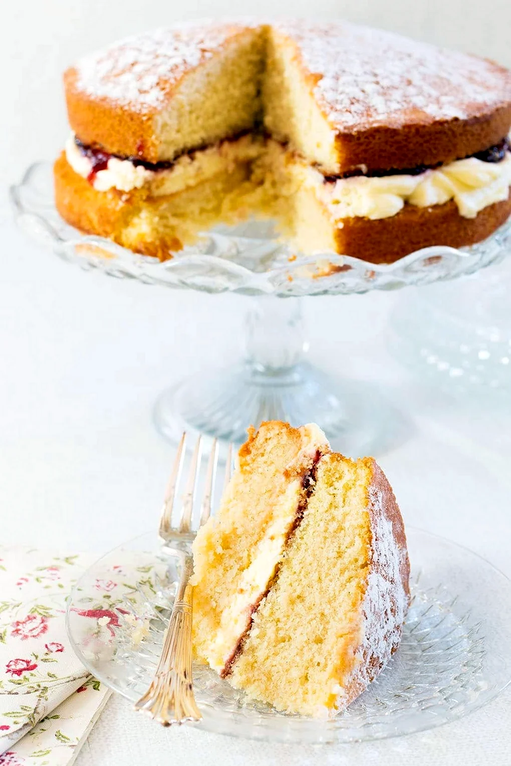 Victoria Sponge торт