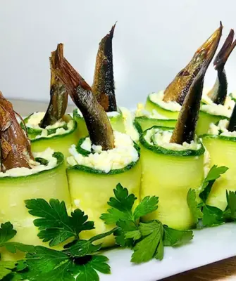 Закуска со шпротами