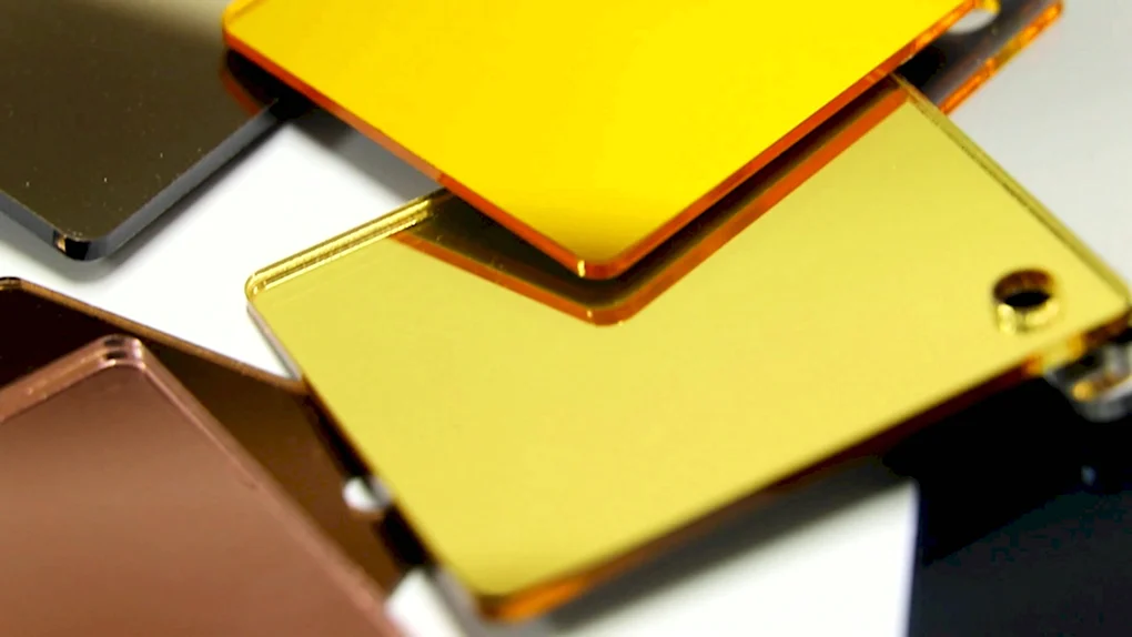 Зеркальный акрил Plaskolite